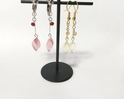アクセサリー　まとめ売り 7月誕生石 ダンシングストーンネックレス ルビー0.02ct ツユ型