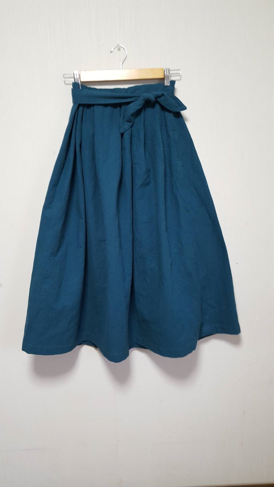 コットン、リネンワッシャータックスカート