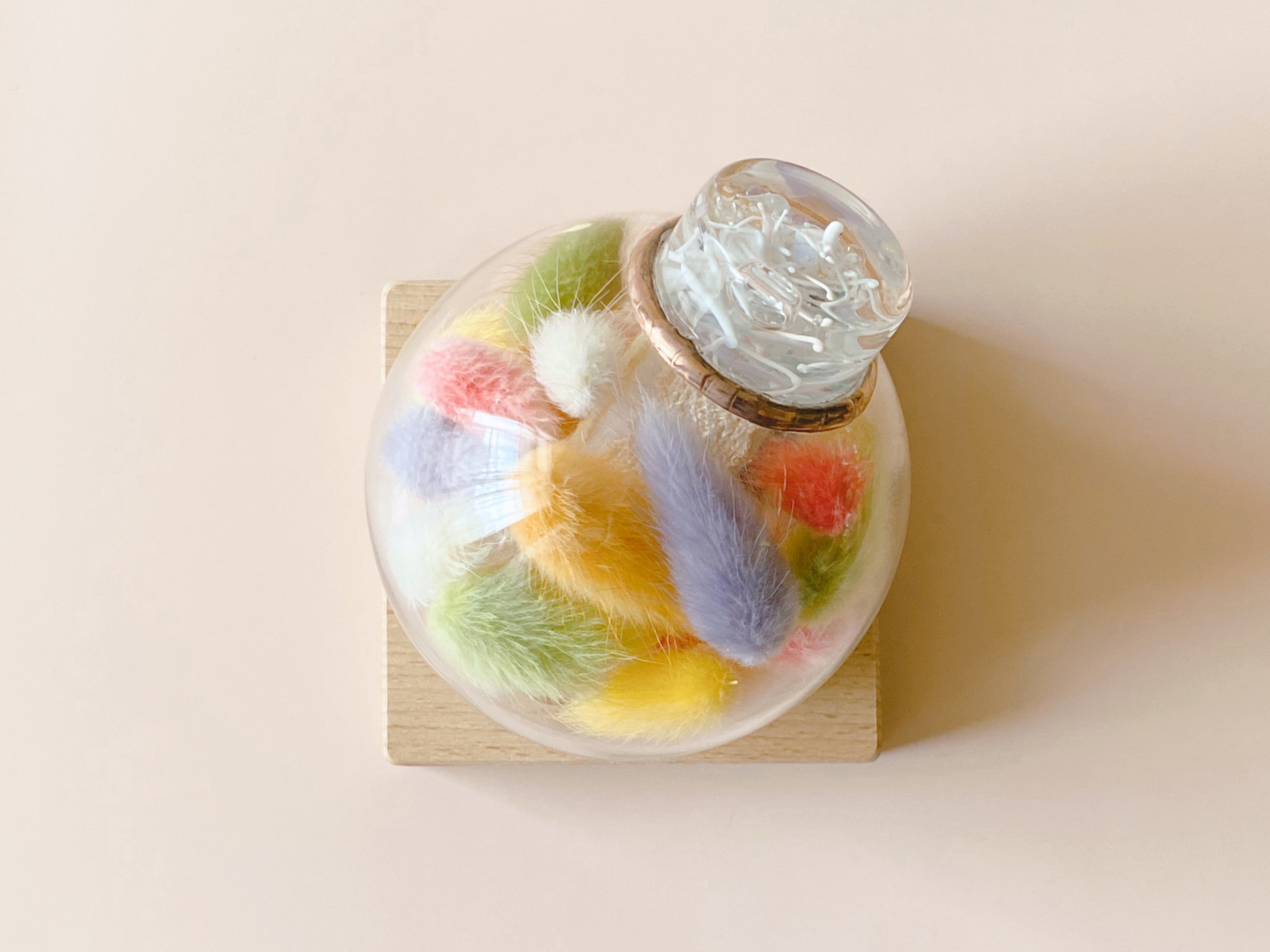 ガラスポッドの万華鏡『フラワーポッド』ドライフラワーハニーテール/white