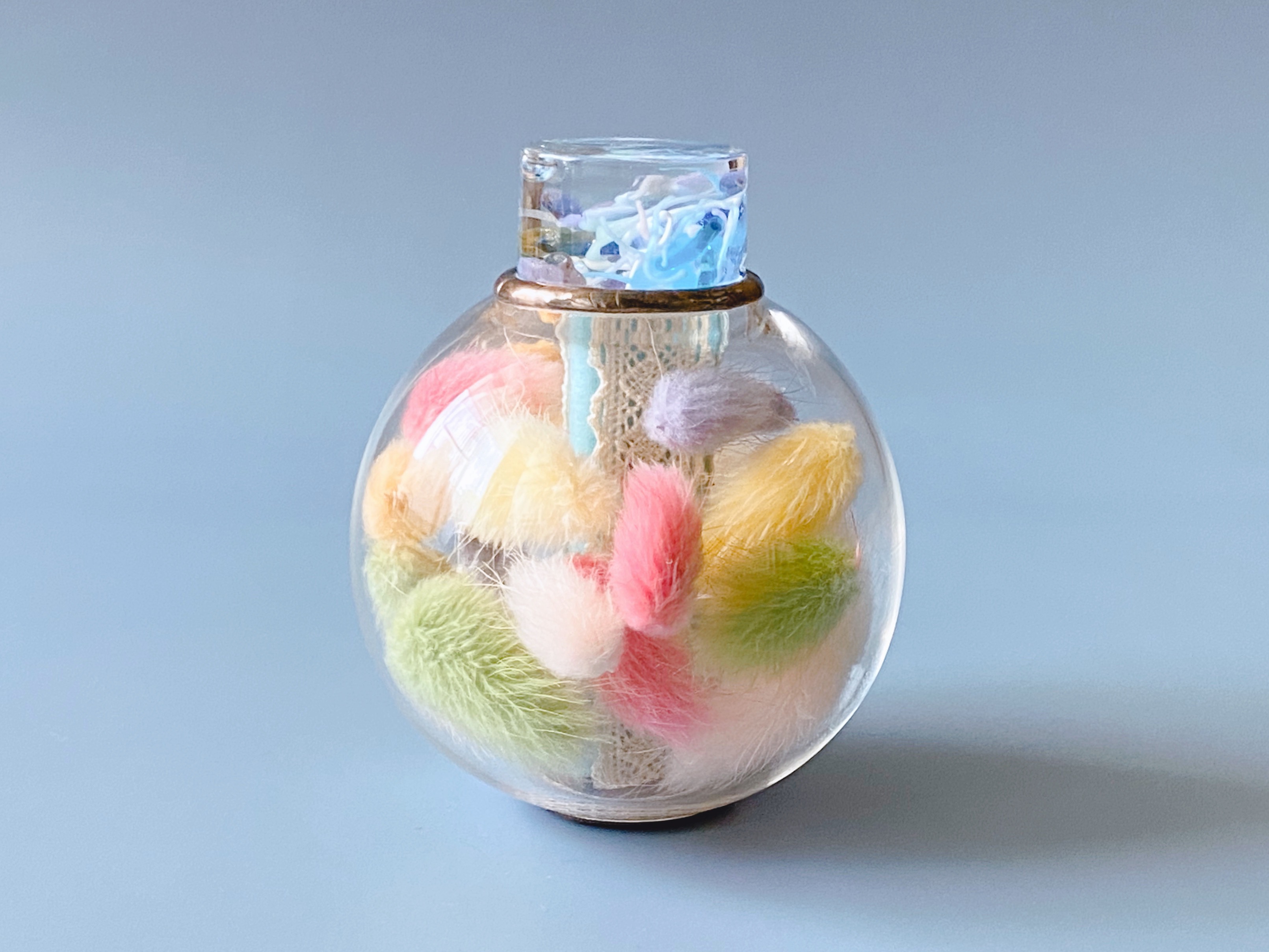 ガラスポッドの万華鏡『フラワーポッド』ドライフラワー　ハニーテール/light blue