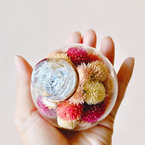 ガラスポッドの万華鏡『フラワーポッド』ドライフラワー 千日紅/white