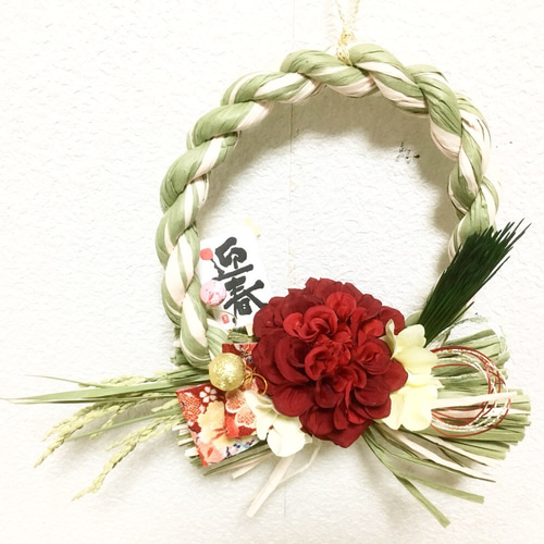 赤ダリアのしめ縄』迎春付き しめ縄・しめ飾り Benicoco 通販 3144187
