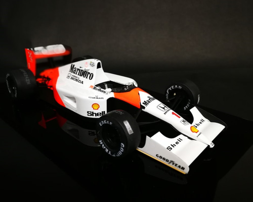 McLaren Honda 1/20モデルカー Tamiya 1/20 Scale Diecast 23003 - McLaren MP4/6 Honda