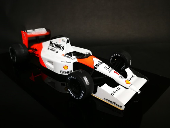 Mclaren HONDA MP4/6日本GP仕様　マクラーレンホンダ　レーシングカー　プラモデル 1枚目の画像