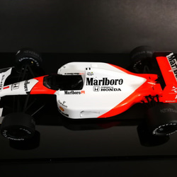 Mclaren HONDA MP4/6日本GP仕様　マクラーレンホンダ　レーシングカー　プラモデル 4枚目の画像