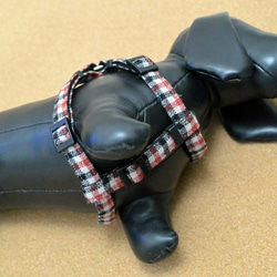 【完成品】ウール生地のハーネス・リード・首輪の3点セット　小型犬用　秋冬向け　チェック柄 10枚目の画像
