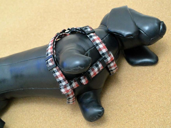 【完成品】ウール生地のハーネス・リード・首輪の3点セット　小型犬用　秋冬向け　チェック柄 10枚目の画像
