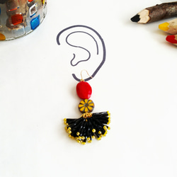 red and yellow drops earrings 3枚目の画像