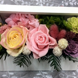 *:.ღ 日本不凋花藝 ღ.:* 潘多拉的花朵盒 ღ.:*【歡迎專屬訂製】 第3張的照片