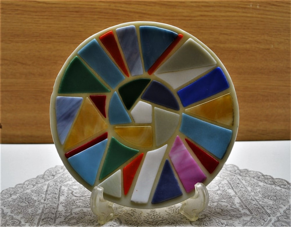 幾何学模様の飾り皿 1枚目の画像