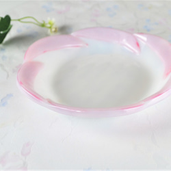 ガラス　花皿　 ピンク 1枚目の画像