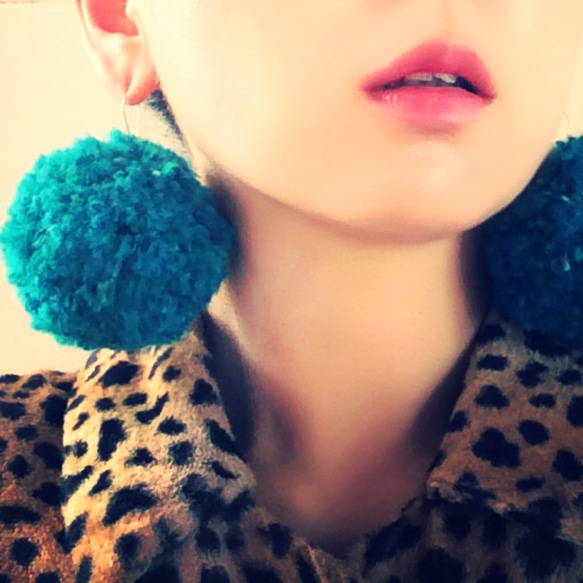 POMPOM BIG TurquoiseBlue mix 1枚目の画像