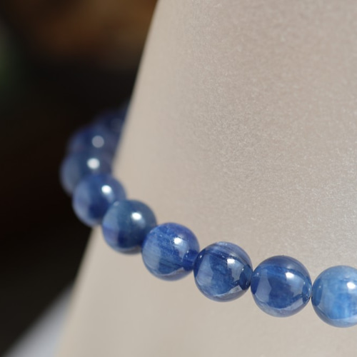 ☆プレミアムブレス☆…☆藍晶石☆カイヤナイト：8ミリ☆…☆天然石