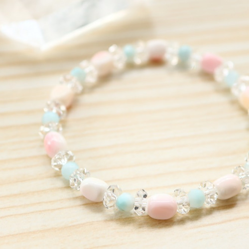 まゆ様♥️ラリマー＆クィーンコンクシェル桜型・ホワイトオニキス天然石ブレスレット ☆優しさのお守り☆…☆クィーンコンクシェル：タンブル＆ラリマー：4.5