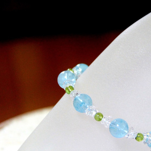 ☆2つの輝く石☆…☆ブルートパーズ10㎜＆ペリドット4.5㎜☆…☆天然石