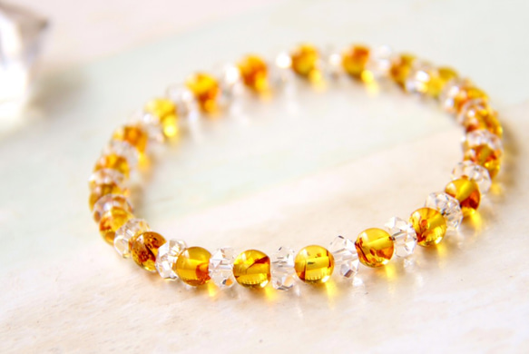 ☆宝石・琥珀☆…☆アンバー（花入り琥珀）6㎜＆水晶☆…☆天然石