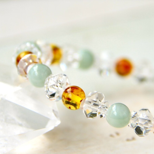 ☆プレミアムブレス☆…☆アンバー（花入り琥珀）＆翡翠☆…☆天然石