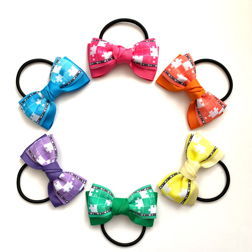 No.617リボンヘアゴム☆クリスマス☆２個セット クリスマス☆キッズリボンヘアゴム＊雪の結晶クリスマスカラー〘ハート