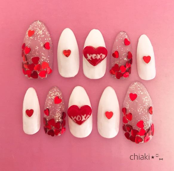 ハートたくさん！ラブリーネイル♡ ネイルチップ（つけ爪） chiaki 