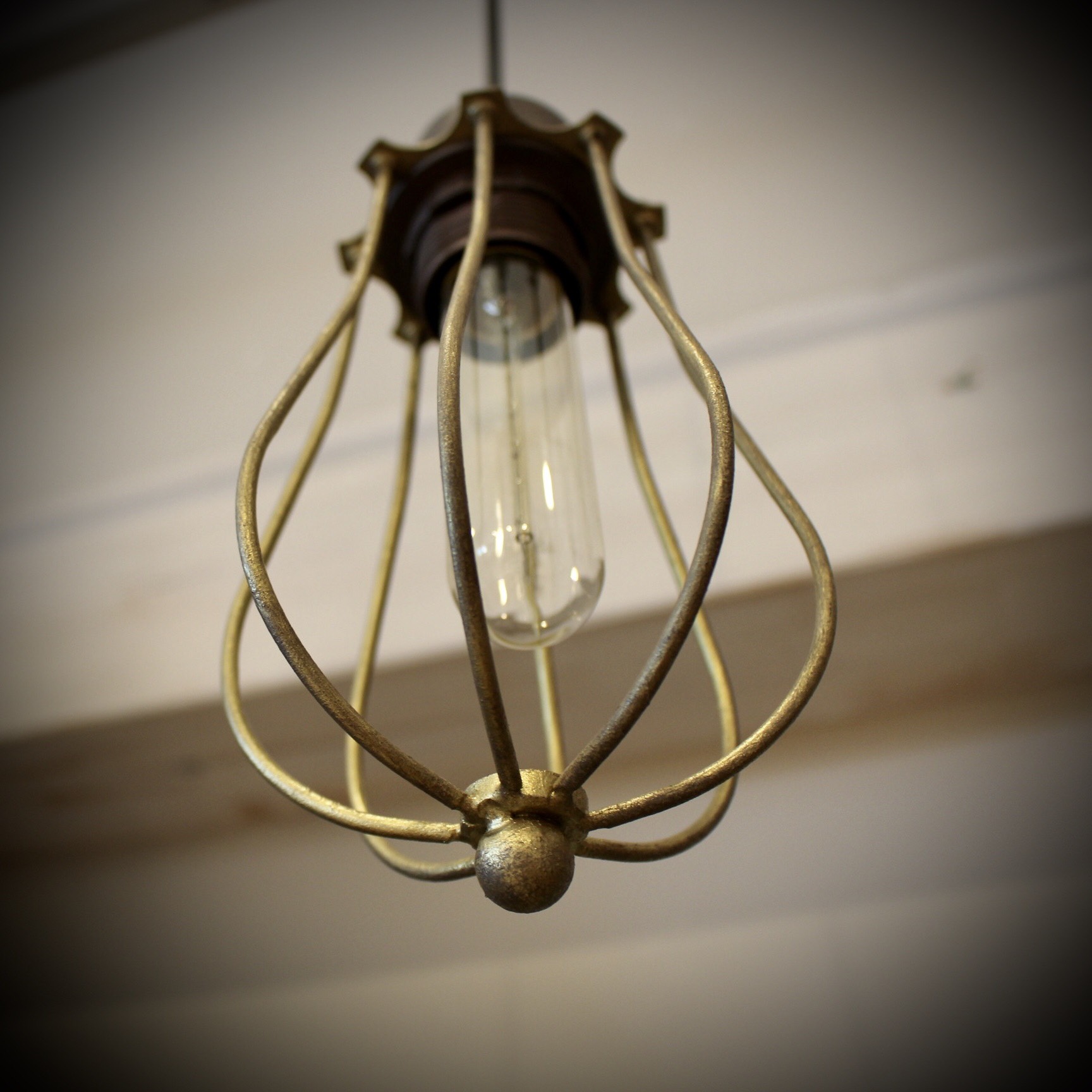 【鋳肌真鍮色】インダストリアルなペンダントライト◆受注生産◆