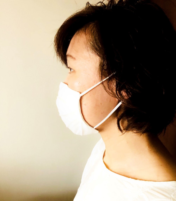 さらり夏マスク‼︎日本製　綿麻(ミルキーホワイト)×ハイブリッド触媒ダブルガーゼ(白)こだわりの美小顔布マスク 5枚目の画像