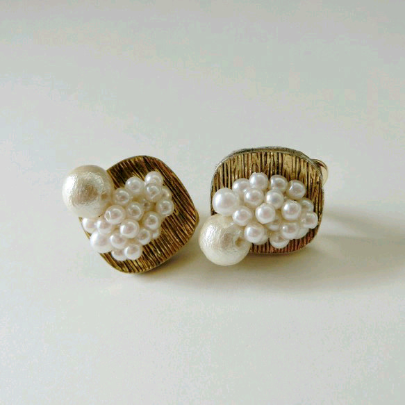 gold pearl earring 2枚目の画像