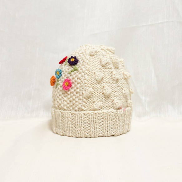 【新品未着用】　お花の刺繍のベレー帽（white） ラメ刺繍ベレー / ベレー帽 | エスニックファッション＆雑貨の