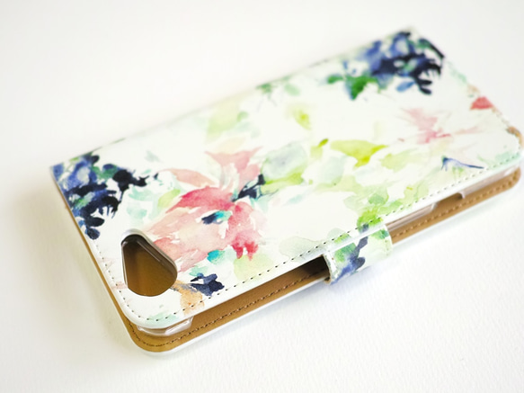 [與iPhone GALAXY Xperia等型號兼容]帶有水彩筆記本型卡片袋“花束”的保護套 第7張的照片