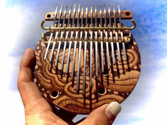 Bunカリンバ・親指ピアノ『Scenery with the moon~月のある風景~Ⅲ』 カリンバ ココナッツ 親指ピアノ 心の楽器