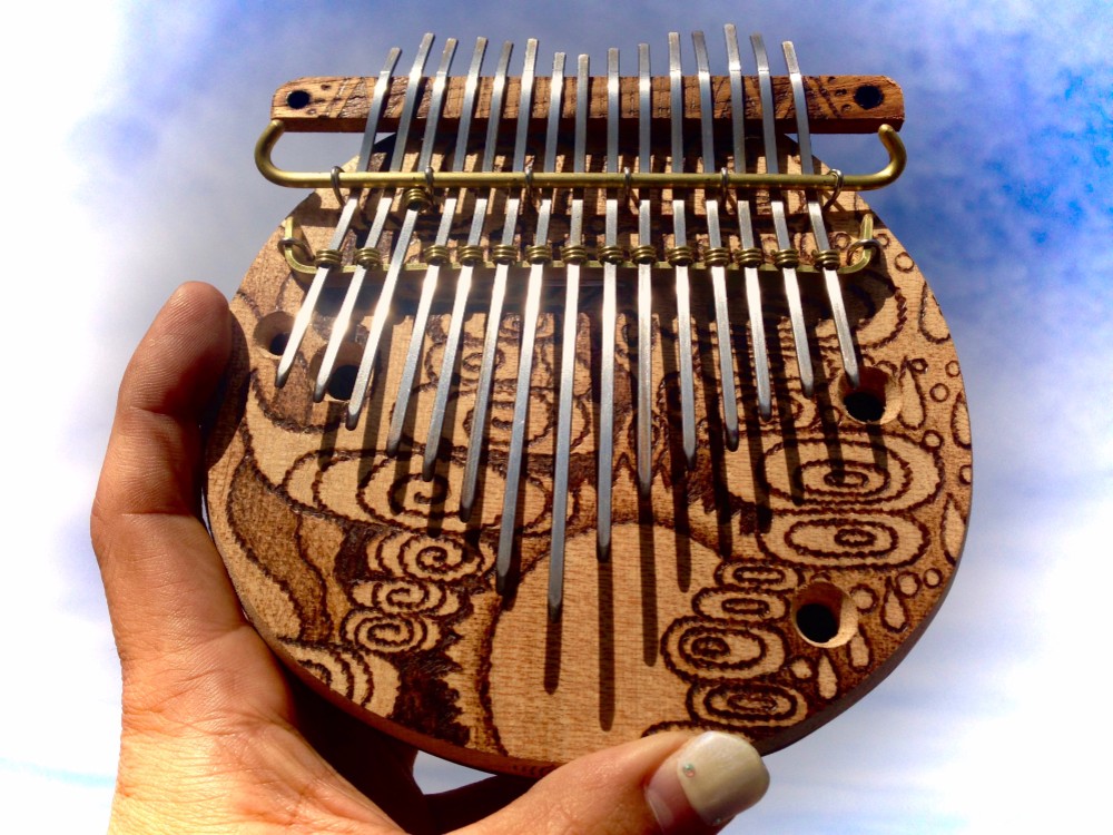 Bunカリンバ・親指ピアノ『立雲と月と太陽〜雨と星々』