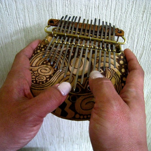 BUN　Mt.moon カリンバ 15弦 民族楽器 BUN Mt.moon カリンバ 15弦 民族楽器 Bunカリンバ・親指ピアノ