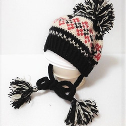 黒地の編み込み柄のワンちゃん帽子（CAP－２１） 5枚目の画像