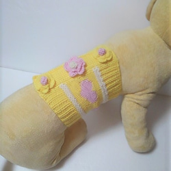 黄色にピンクのハート柄を編み込んだ腹巻（haramaki-24) 6枚目の画像