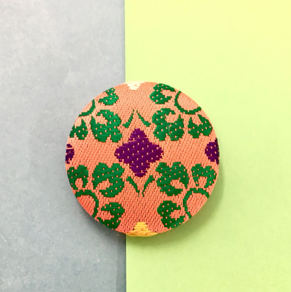 (送料無料)和紋様　金襴　西陣織ブローチ　花菱＊モダンピンク 3枚目の画像