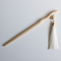 tassel hair stick＊white＊手彫りのかんざし＊ひのき＊モザイクシェル＊タッセル 2枚目の画像