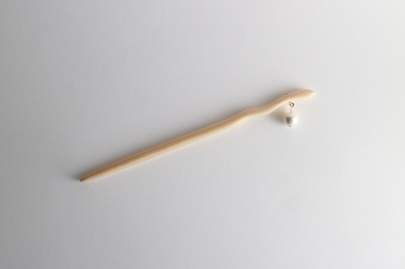 cotton pearl hair stick 01＊手彫りのかんざし＊ひのき＊コットンパール 8枚目の画像