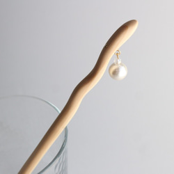 cotton pearl hair stick 01＊手彫りのかんざし＊ひのき＊コットンパール 5枚目の画像