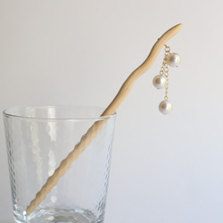 cotton pearl hair stick 03＊手彫りのかんざし＊ひのき＊コットンパール＊チェーン 1枚目の画像