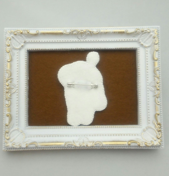 トイプードルブローチ ビーズ刺繍　受注製作 5枚目の画像