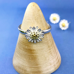 夏セール 白いデイジーの指輪 シンプルなリング  可愛い花 春 銀 sv  RURURV 【F3-1】 2枚目の画像