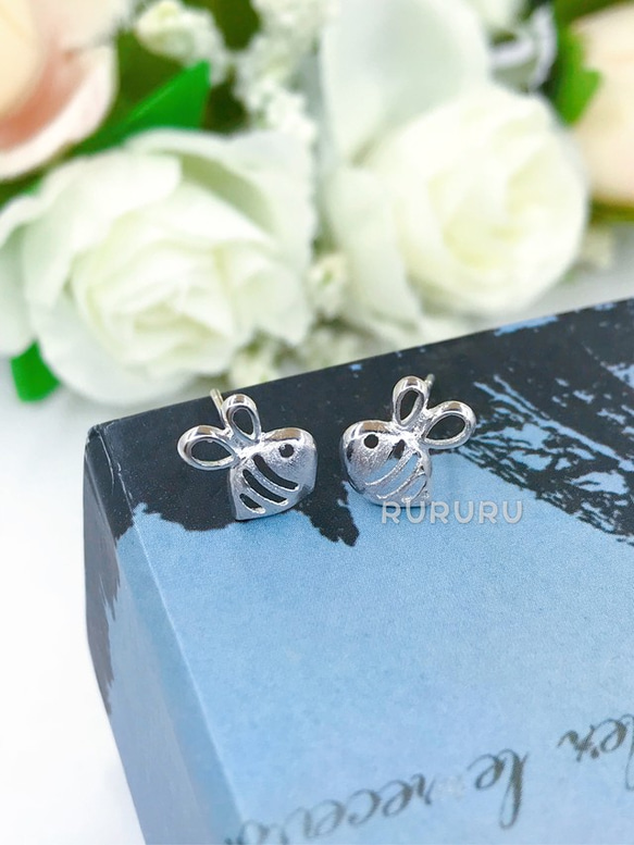 ハンドメイド シルバー 花モチーフ アクセサリーセット　 Ｘー4点 ハンドメイド シルバー 花モチーフ アクセサリーセット Xー4点