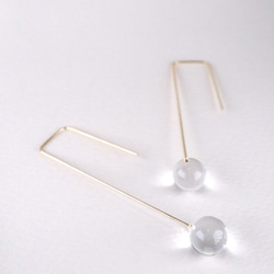 UNO -  Lampwork glass earrings 3枚目の画像