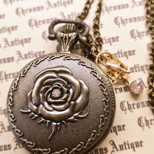 完売御礼】No.5 薔薇の懐中時計【電池式・ネックレスチェーン】 腕時計