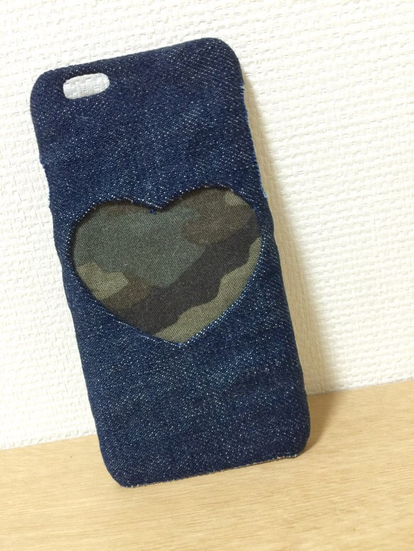 カモフラ×ハート❤︎iPhone6(s)ケース 1枚目の画像