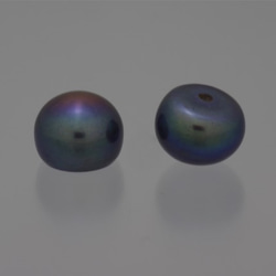 淡水パール 片穴ルース ボタン型ポテト ブルーブラック 9-9.5mm AA級品 商品番号5409AA 2枚目の画像