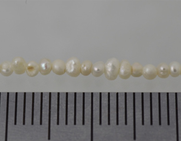 淡水パール　ポテト(少し扁平な丸型） ホワイト 1.5-2.5mm前後 C級品  商品番号2101C 4枚目の画像