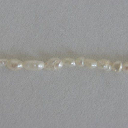 淡水パール ライス(細長い型) ホワイト 2×3-4mm C級品 商品番号3102C 