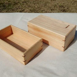 天然ひのきのお弁当箱(二段箱・小) 2枚目の画像
