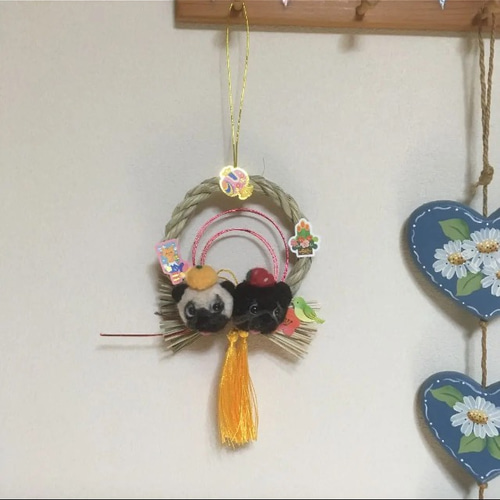 羊毛フェルト パグちゃんのオーナメント（羊毛フェルト お正月飾り 