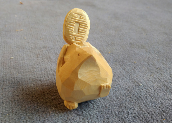お寺の建材で作った『木彫りのねずみ（小判つき）』 彫刻 木彫りのいの